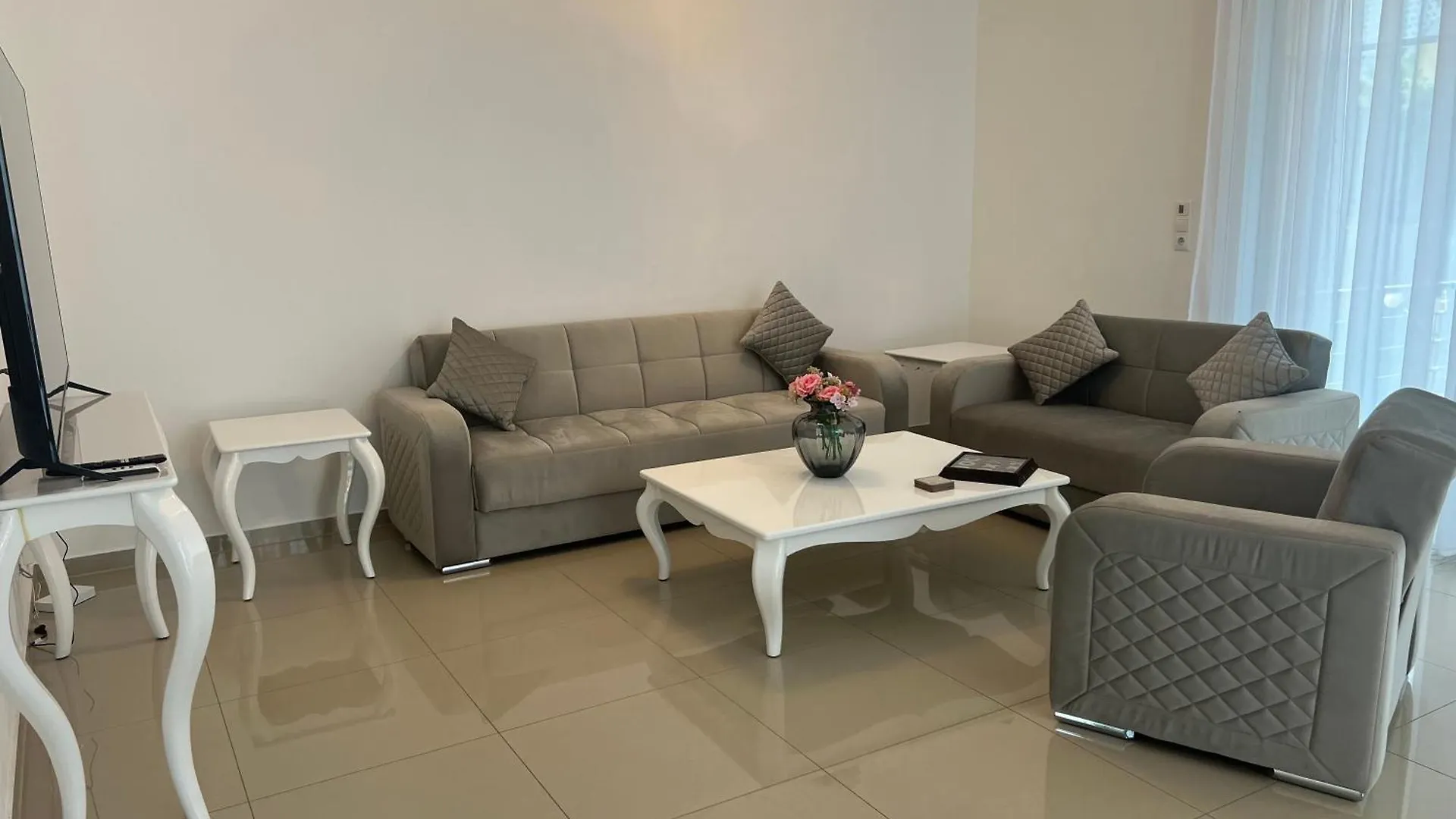Ferienwohnung Luxus-Doppelhaushaelfte Im Ruhigen Blumenviertel Berlin Deutschland